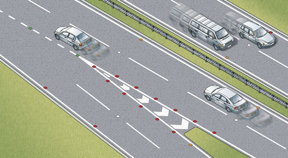 Rule 132: Reflective road studs mark the lanes and edge of the carriageway